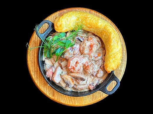 Пательня морепродуктів